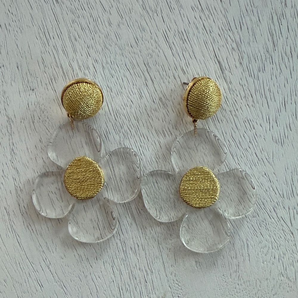 Tuckernuck Gold and Clear Flower Earrings